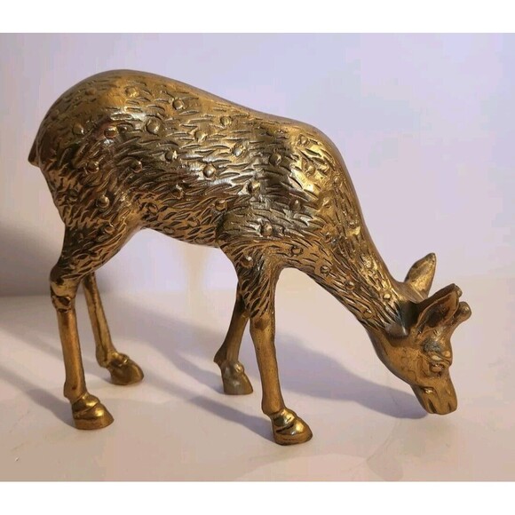 Mid Century Vintage Brass Spotted Deer Doe Large Figurine 10" X 8" - Picture 2 of 7